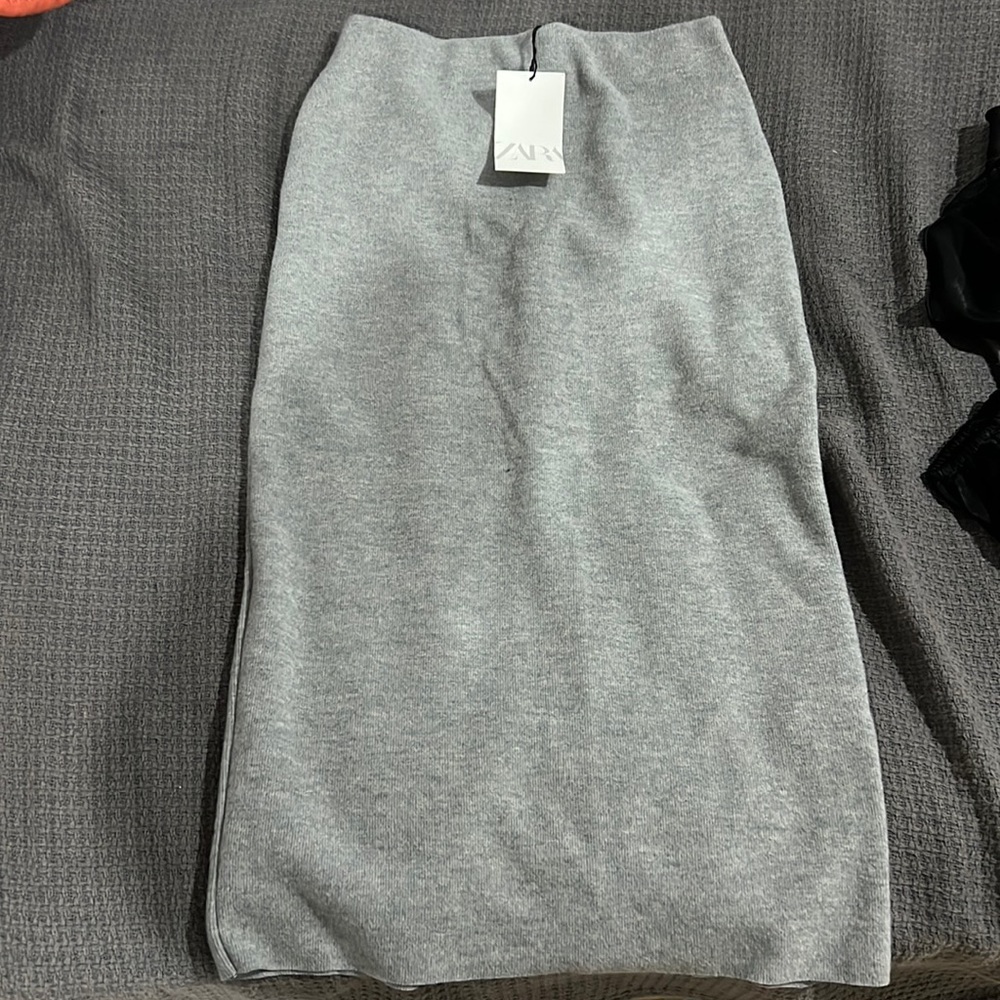 BRAND NEW ZARA SKIRT